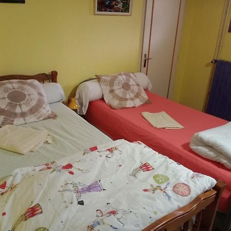 Maison Entiere Avec Parking, Garage Et Jardin Montluçon Εξωτερικό φωτογραφία