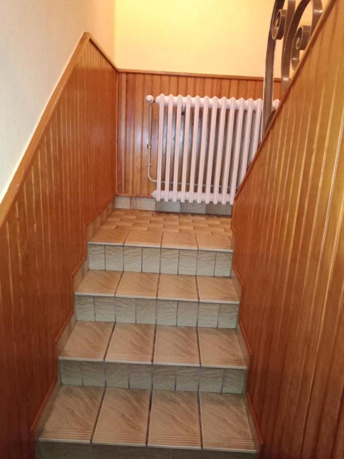 Maison Entiere Avec Parking, Garage Et Jardin Montluçon Εξωτερικό φωτογραφία